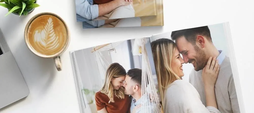 How To Make a Photo Book Online. Custom photo album with romantic photos 