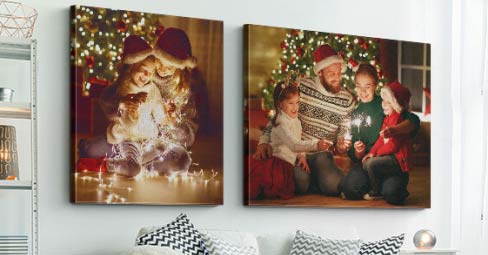 Christmas Canvas Ideas 2025: Family photo on canvas