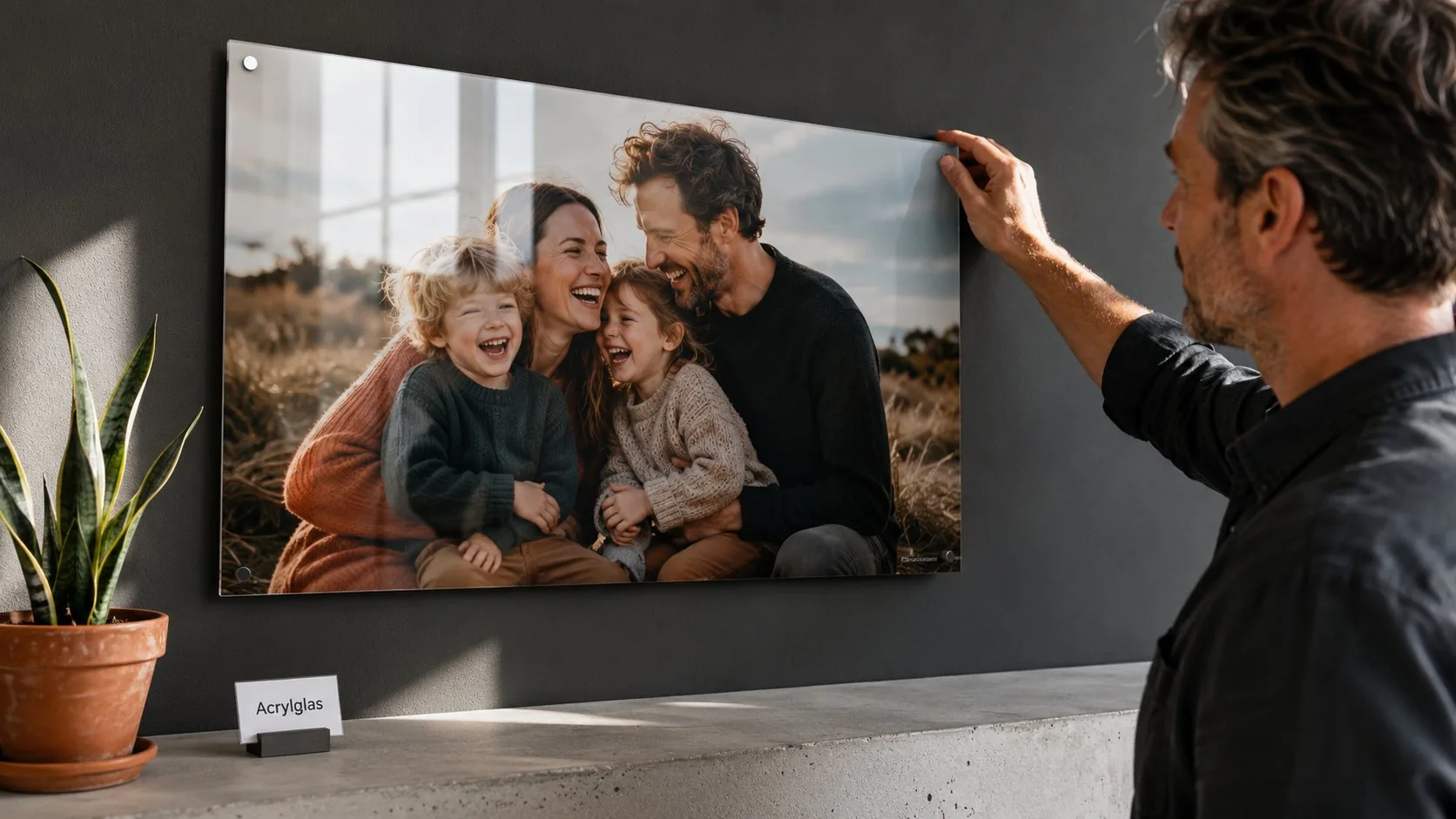 Family photo on acrylic on the wall showing brilliant colors and sharp photo print